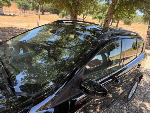 2018 Black Panoramic Roof Ford Escape SE. MINT 35MPG, Needs Nothing!! - $8,900 (Banning)63624731933955122