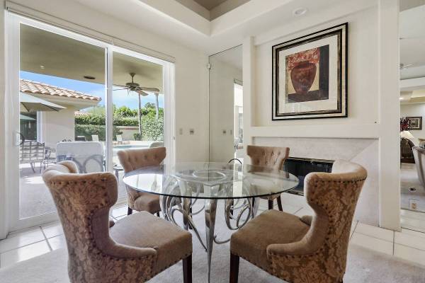 $2,200 / 2br - 4731ft2 - 2br - 4731ft2 - Prestigious Indian Wells Custom Home Retreat (Indian Wells)63686209799041121