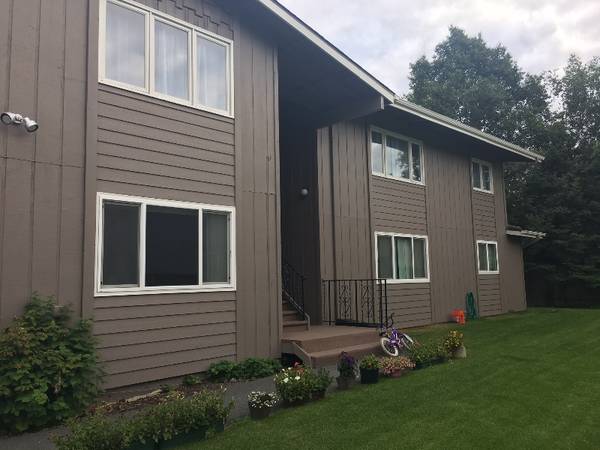 $1650.00 / 2br - 850ft2 - 8621 Molanary Drive #264004784708355120