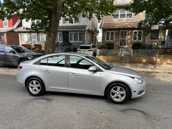 2013 Chevy Cruze LT 140,000 millas - $2,400 (Mill basin)63654709438721122
