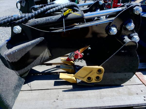 Mini skid steer backhoe bucket 1