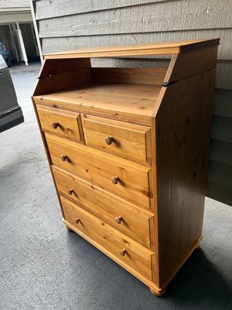 Free dresser (chest) (Kirkland)64032357973633121