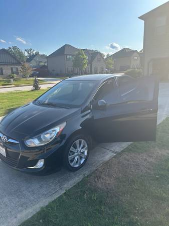Hyundai Accent en venta - $3,500 (Covington)63621356408961123