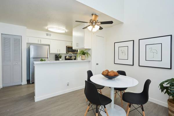 $2,439 / 2br - 836ft2 - Your New Home is Waiting – 2 Bedroom Apartment + $500 Off! (Santa Clarita)63912983151874120