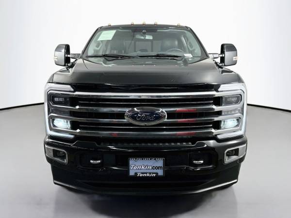 2023 Ford F-350SD - Photo 2
