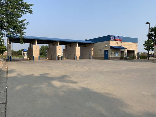 Weekday Car Wash Attendant - Frederick CO 1