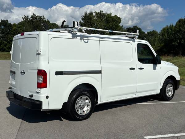 2017 Nissan NV2500 - Photo 5