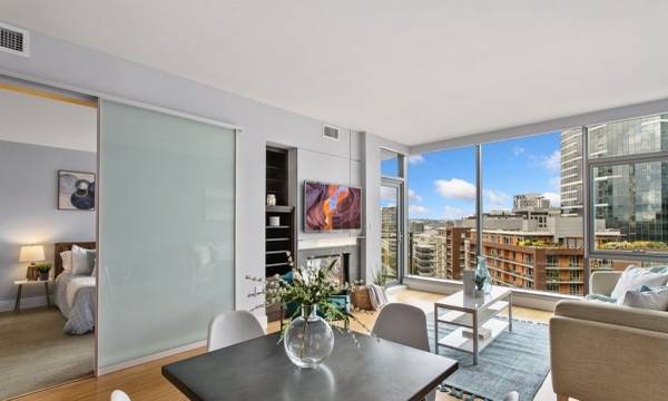 $949 / 1br - 891ft2 - Muy solicitado de 1 habitación + despacho, tranquilo, esquina, piso 11 (Seattle)63811610432003124