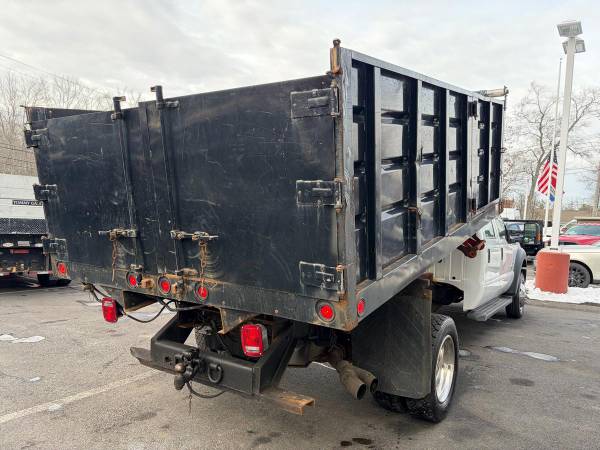 2016 Ford Super Duty F-550 - Photo 8