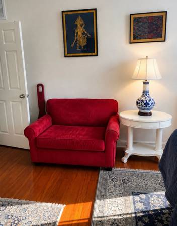 Solid wood oval accent table with one center drawer and a beautiful lightly dist 1