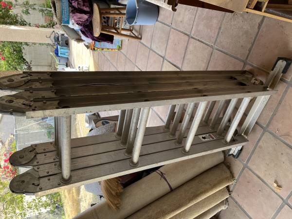 Aluminium Folding Ladder 18.5 ft 1