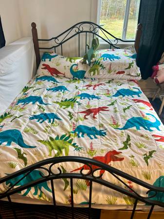 Like new full sized bedframe, mattress and storage drawers 1
