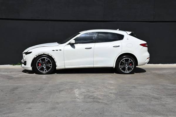 2017 Maserati Levante - ¡Llama ahora! - $8980.00 (Miami, FL)63502047285633124