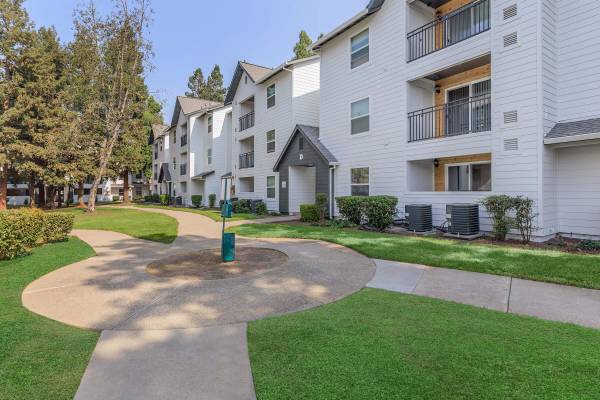 $3,440 / 2br - 960ft2 - Armario para abrigos, Mantenimiento disponible las 24 horas, Parques públicos cercanos (milpitas)63668045059459120