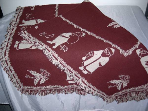 CHRISTMAS BLANKET / THROW 1