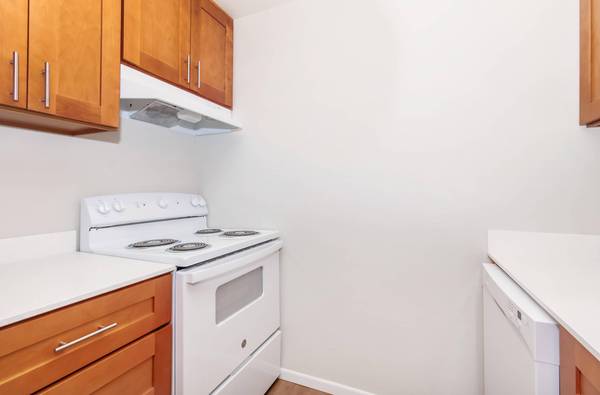 $1,470 / 1br - 620ft2 - GET $200 OFF ONE MONTH RENT! CALL US FOR DETAILS (Tacoma)63929303822850122