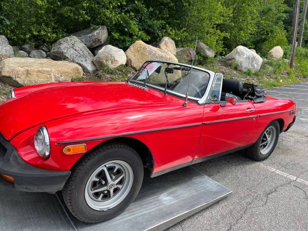 1977 MGB convertible 1