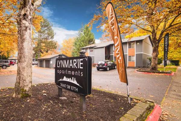 $1,550 / 2br - 776ft2 - Top floor 2-bedroom in Central Beaverton...One month free with a 12-mo (BEAVERTON - Beaverton Transit Center)63820909310593123