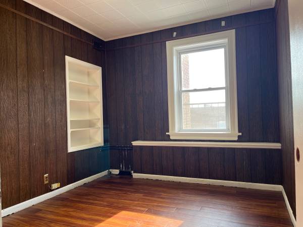 $650 / 185ft2 - PROFL 1-3 RM OFFICES UNION CENTER OFFICES ,CAC,1ST 1/2 MONTH FREE63788646356609120