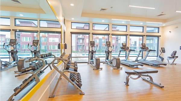 $2,262 / 2br - 990ft2 - Almacenamiento para bicicletas, estilo chic sin esfuerzo, Wi-Fi en la piscina y el salón (Kent)63852481647489123