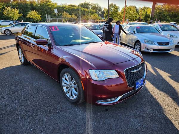 2016 Chrysler 300 Limited $1500 de pago inicial - $1,500 (Capitol Heights)63618530660993122