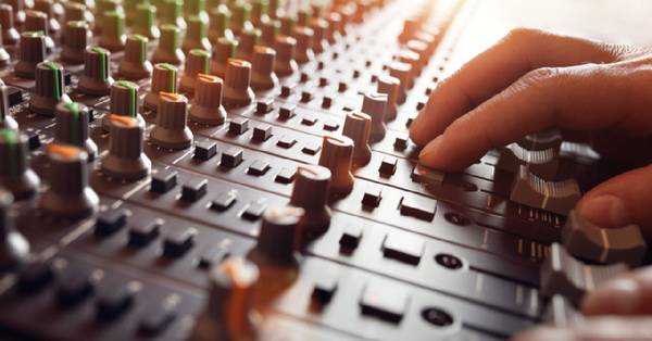 Low Cost Sound Equipment Rental with Setup and Guidance63894603052419121