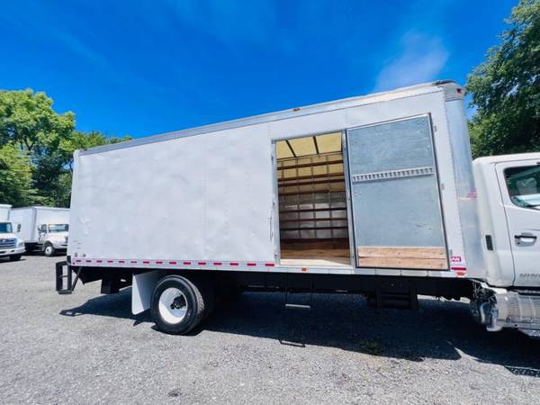 Un impresionante Hino 268A del 2018 con 179.994 millas - brooklyn - $29.995 (South Amboy)63437614638593124
