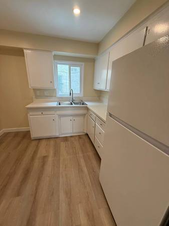 $1,895 / 1br - Fabulous Apartment * 1 Bed, 1 Bath * Modern kitchen * Great Rate! * (Baldwin Hills/Crenshaw)63829302880387124