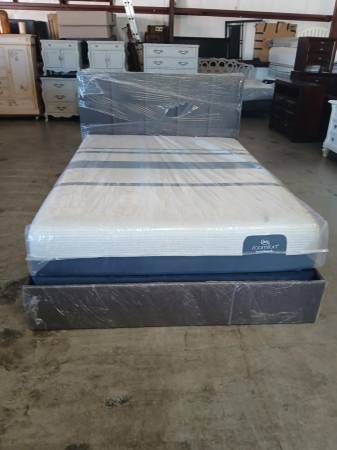 Grey tufted platform bed with new mattress set 1