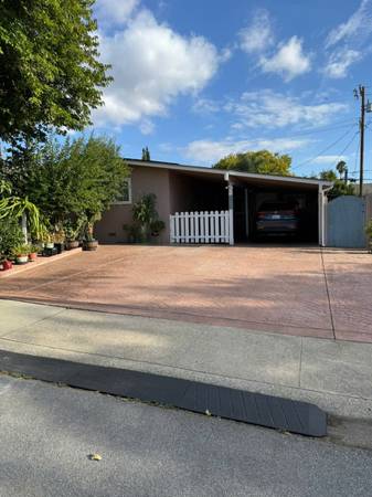 $4,000 / 3br - Cozy Milpitas Home - 3 bed/2 bath with Office/Flex Space (milpitas)64011483868675120