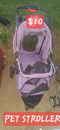 ANIMAL PET STROLLER $10 1
