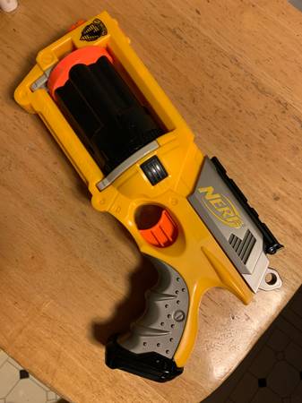 NERF N-Strike Maverick REV-6 Pistol Gun 1