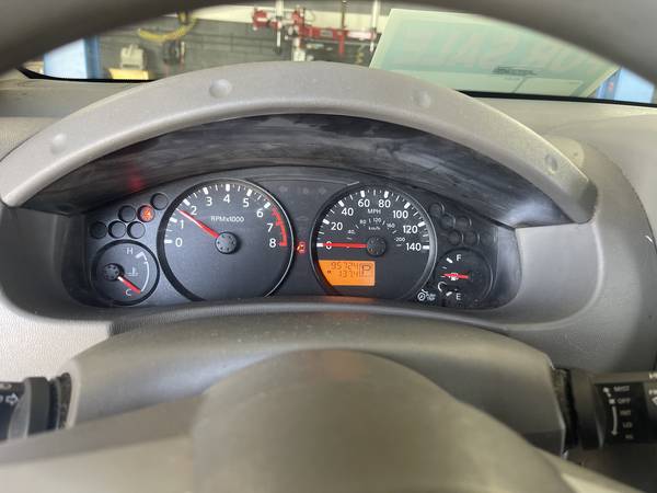 2015 Nissan Frontier S - ¡Solo 95 mil millas! - $8,700 (Oceanside)63440215798145124
