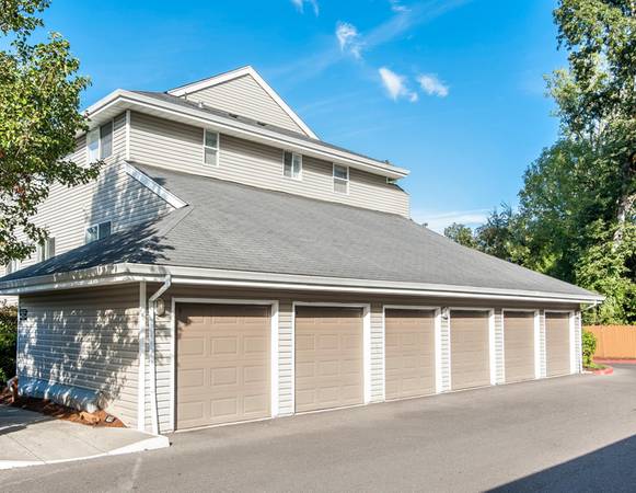 $1,995 / 3br - Public Transport Out Front - Washer/Dryer in Every Home + Three Bed (Beaverton / Aloha)63914971298179122