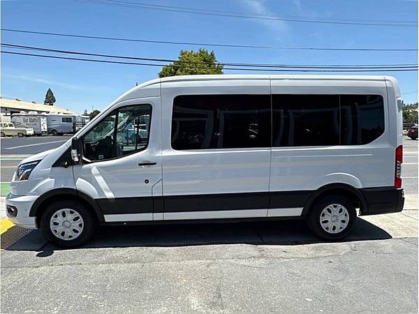 2023 Ford Transit Wagon de Pasajeros XLT con techo medio 3D - $35998,00 (Alamo Square / Nopa)63470954817537123
