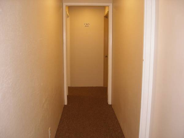$450 KAILUA KONA SMALL PRIVATE OFFICE SPACES (75-5737 Kuakini Hwy)63686746302593123