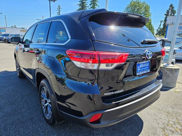 **Super Sale** 2018 Toyota Highlander Hybrid LE **We Finance** - $22,999 (#1 Pre-Owned Selection baysideautosales.)63617879687811122