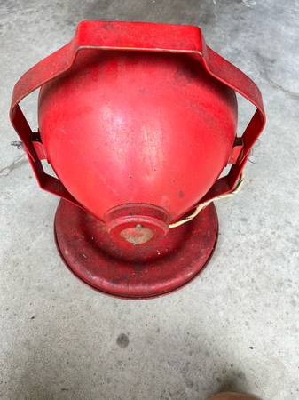 Firemans search light made by Dietz - $160 (Flora)63470659789443122