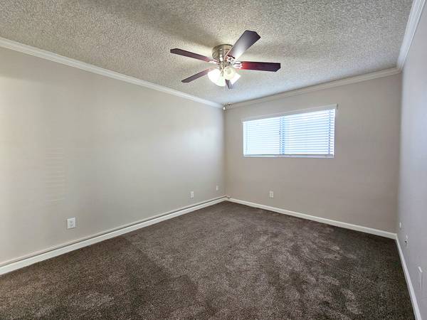 $2,395 / 2br - City Gardens! Spacious 2x1.5 Downstairs Unit! Gated Community! (San Diego)63701744139521123