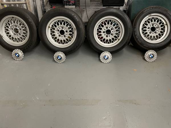 BMW Wheels - Original - Perfect Set 4 1