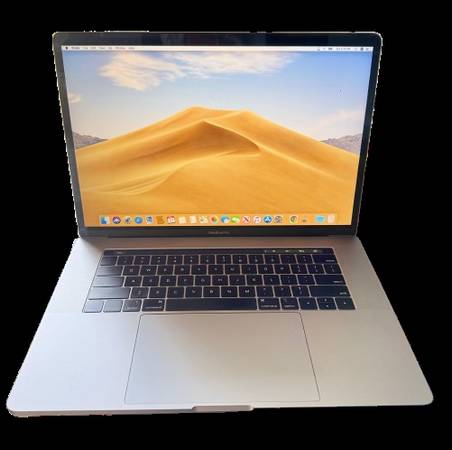 Apple MacBook Pro 15" i7 - 16GB RAM/512GB SSD (Refurbished) 1