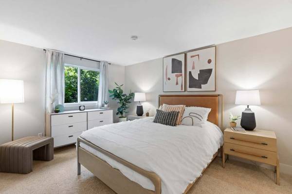 $2,473 / 2br - 968ft2 - 2/BD 2/BA, Situated in Redmond!, Private Patio/Balcony (7001 Old Redmond Rd, Redmond, WA)63850641960193120