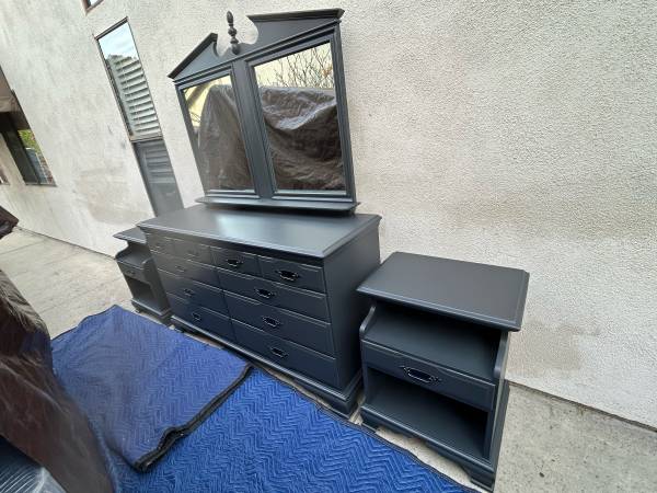 BEAUTIFUL HIGH QUALITY SOLID BIRCH 4 PC BEDROOM SET CAN DELIVER LOCAL IF NEEDED 1