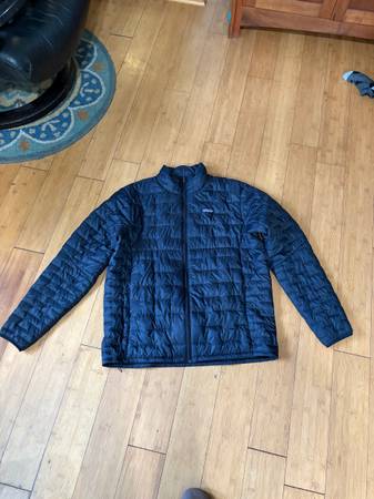 Patagonia micro puff jacket size XL 1