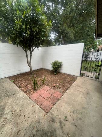 $1,245 / 1br - Apartment close to UF - 1/1 with patio (Off SW 34th Street)63822864883587121