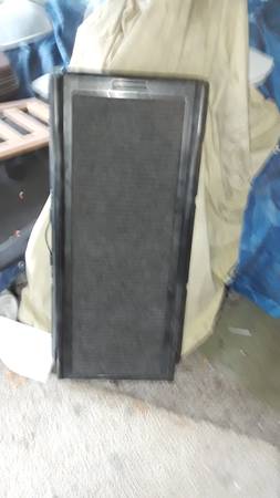 TWO TELESCOPING 6' PET RAMPS 1