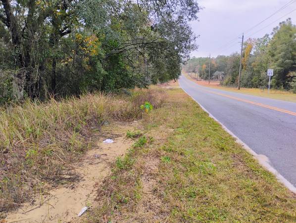 $62,100 / 112385ft2 - Nice builable 2.58 AC Resid lot that you can divide into 2 parcels (Interlachen)63822864076673124