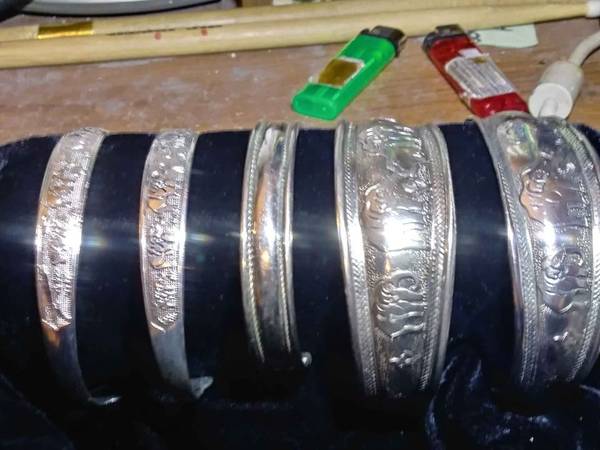 Silver cuff style Bracelet 1