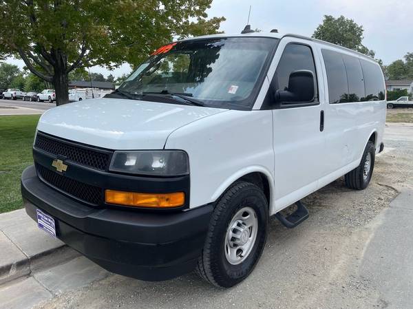 2018 Chevrolet Express 3500 LS One Owner Passenger Van 1