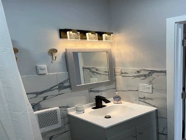 $660 / 1br - ~~Cozy, luxury-feel efficiency studio (Philadelphia, PA)64024499755010122